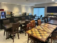Econo Lodge Airport Quebec - petit déjeuner