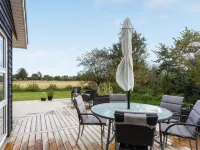 "Ika" - 600m from the Sea Hotels in Saeby