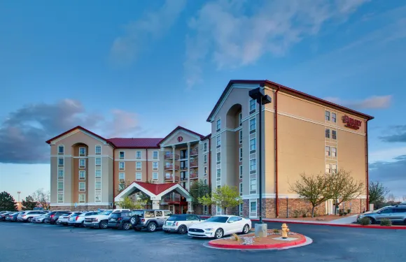 阿爾伯克基北德魯裏套房酒店