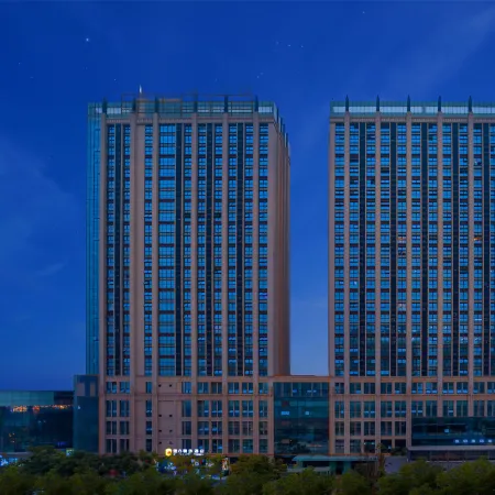 Ozz·nice4·Sealand S Hotel (Chengdu Panda Base Longtansi Metro Station Branch)