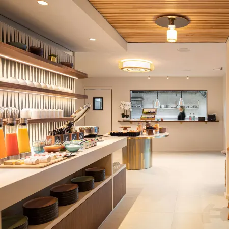 Yac Paris Clichy, A Member of Radisson Individuals