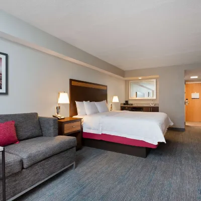 Hampton Inn & Suites Fort Myers Beach/Sanibel Gateway Hotels near Estero Island
