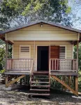 Mariposa Jungle Lodge Hotels near Las Cuevas Biological Station