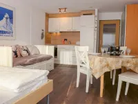 Select - Homestays