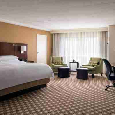 Chicago Marriott Naperville Rooms