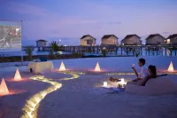Centara Ras Fushi Resort & Spa Maldives - Romantic