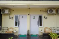 RedDoorz Near RS Permata Medika Ngaliyan Semarang
