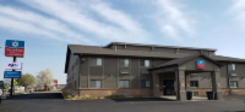 格蘭德艾蘭貝斯特韋斯特SureStay Plus飯店 住宿飯店