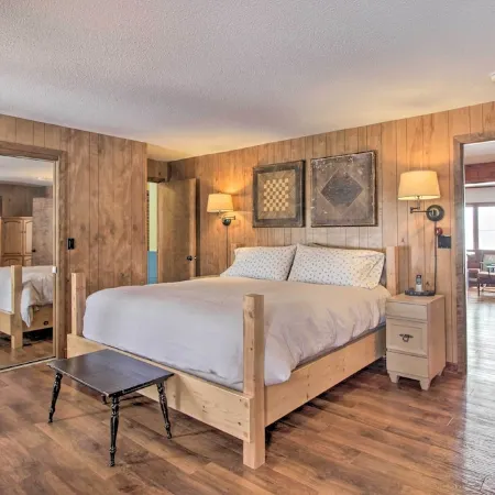 Family-Friendly Ottertail Home on Rush Lake!