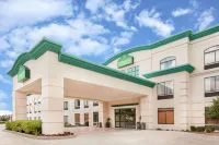 Wingate by Wyndham Lafayette Airport Hotel a Lafayette