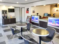Studio 6 Fresno, CA - Extended Stay