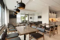 Hyatt Place Virginia Beach Town Center - breakfast
