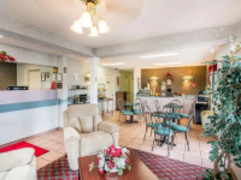 Econo Lodge Hotels in Dothan