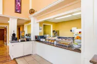 Quality Suites - breakfast