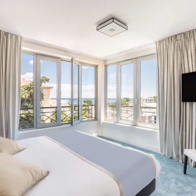 Best Western Hotel Journel Antibes-Juan-Les-Pins Hotels near Le Fort Carre