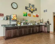 Quality Inn & Suites North Montgomery - Desayuno