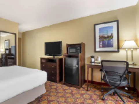 Best Western Plus the Inn at Sharon/Foxboro Hotels in Sharon