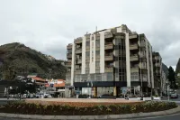 Flag Hotel Madeira - Ribeira Brava Các khách sạn ở Lombo Do Doutor