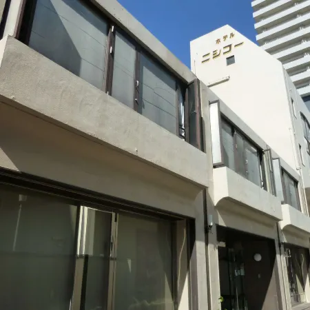 Business Hotel Nishiko Отели рядом с достопримечательностью «Святилище Такеда»