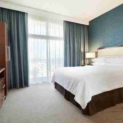 Embassy Suites by Hilton Brea - North Orange County Rooms