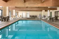 Country Inn & Suites by Radisson, Council Bluffs, IA - Pools