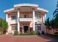 Pondok Cimanggu Syariah Mitra RedDoorz Hotels in Central Bogor