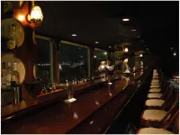 Kamogawa Grand Hotel - bar