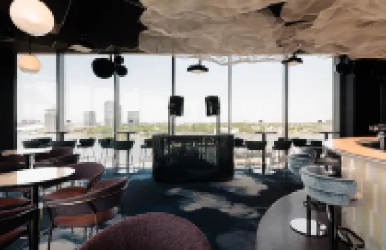 DoubleTree by Hilton Amsterdam Centraal Station