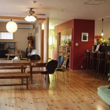 Aso Base Backpackers