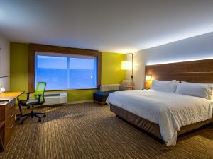 Holiday Inn Express & Suites Reedsville - State Coll Area