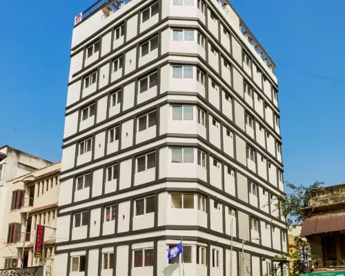 Hotel Akmg Towers Hotel in zona Museo Fort