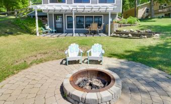 Boat Dock & Private Beach: Lake Mary Retreat!