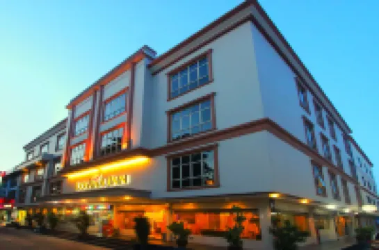 Lovina Inn Penuin Hotel