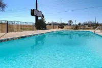 Super 8 by Wyndham Woodward