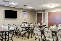 Comfort Inn & Suites Avera Southwest Hotels in Sioux Falls