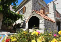 Small Stone House in a Quiet Place Island Solta - Homestays