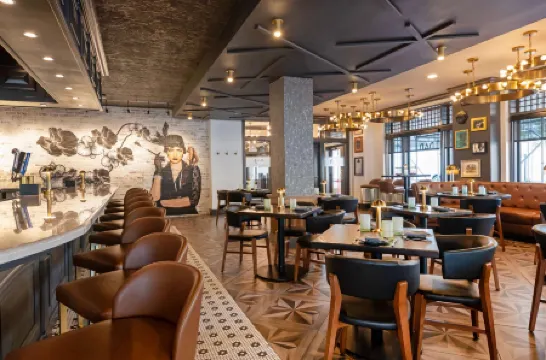 Hotel Flor Tampa Downtown, Tapestry Collection by Hilton