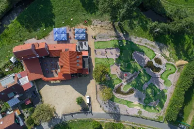 Landhotel Kahltalmühle Отели в г. Альценау