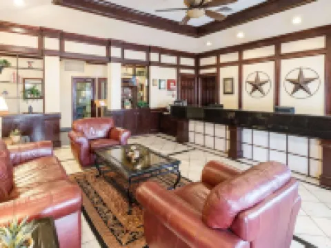 Quality Inn & Suites Lufkin Hotels in Lufkin