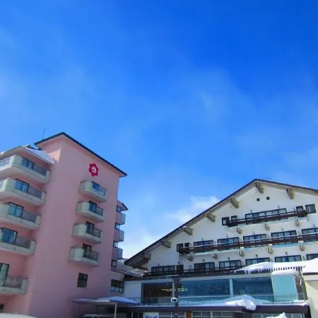 Takayu Onsen Kagetsu Highland Hotel