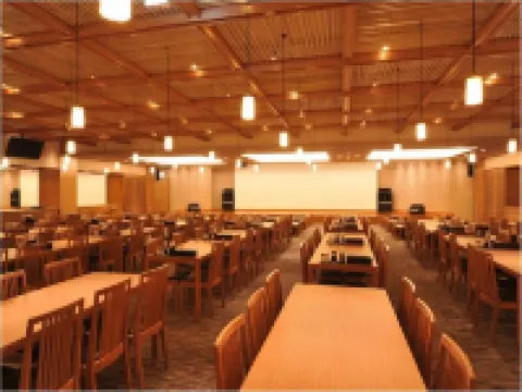 โรงแรมนาระ เคนโก แลนด์ พลาซา โรงแรมในเทนริ