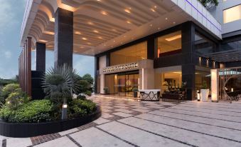 Grand Mercure Agra