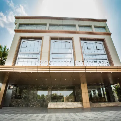 ST Parklane Airport Hotel Chennai Hotels near Tambaram Train Station