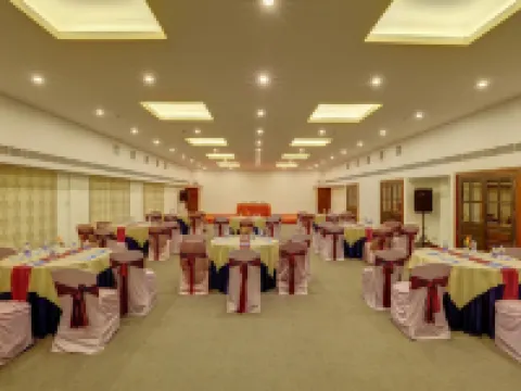 Rhythm Kumarakom Hotels in Kottayam