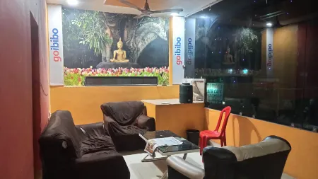 Hotel Gaya Regency Отели рядом с достопримечательностью «Vishnupad Temple»