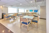 City Express by Marriott Puebla Angelopolis - breakfast