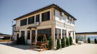 Golden Beach Hotel