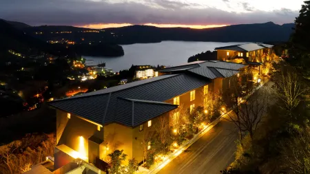 Hotel Shikinoyakata Hakone Ashinoko Отели рядом с достопримечательностью «Hakone-en Aquarium»