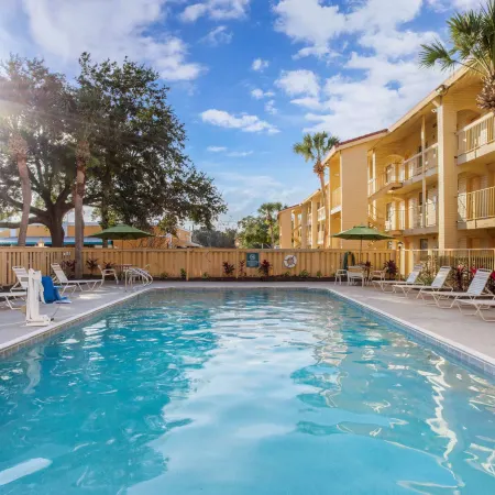La Quinta Inn by Wyndham Orlando Airport West
