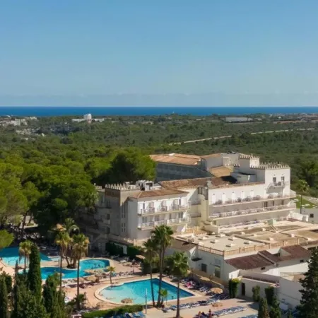 Hotel Castell Dels Hams